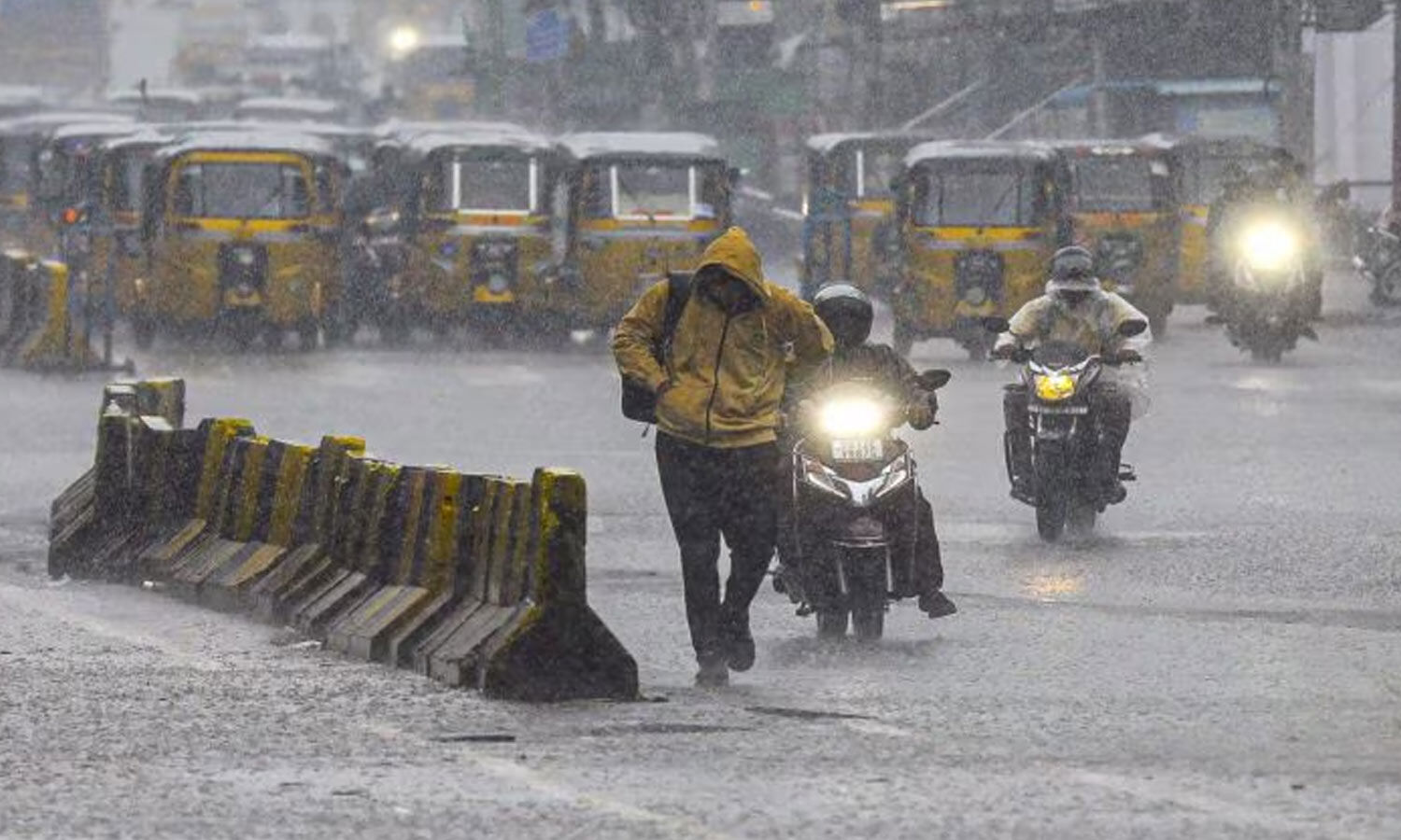 Hyderabad Urges Remote Work Amid Heavy Rains