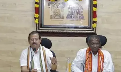 Temple Trust Board Chairman Pothugunta Ramesh Naidu and Executive Officer M Srinivasa Rao addressing the media in Srisailam on Thursday