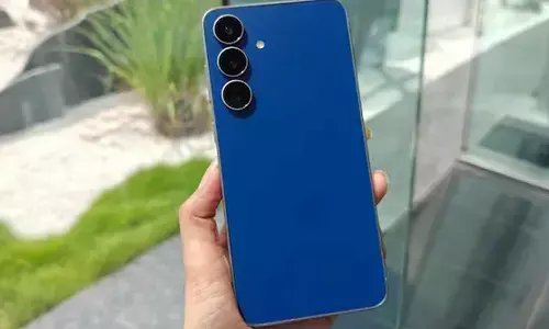 Samsung Galaxy S26 FE Appears at FCC, Nearing Launch