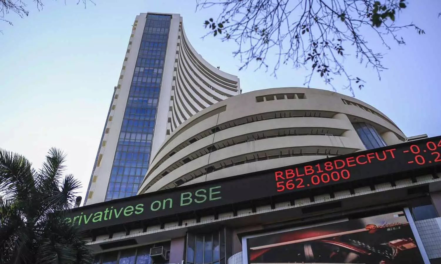 Sensex, Nifty open mixed following global cues Sensex, Nifty open mixed following global cues