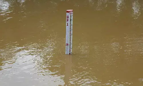 Godavari Flood Threat Eases; First Warning Withdrawn in Mulugu