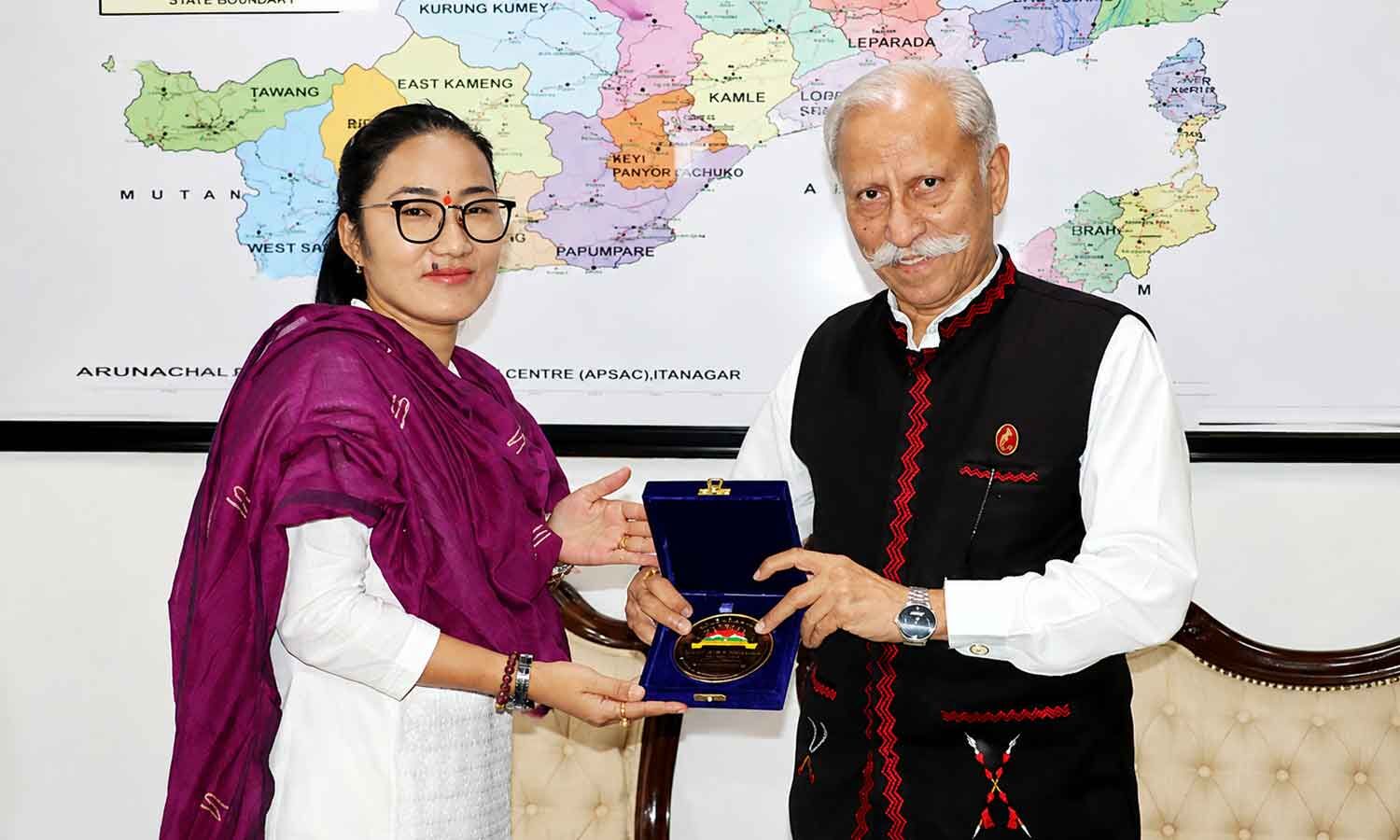 Arunachal Guv honours Itanagar Mayor, calls for ‘Zero Litter Mission’ to make capital a sustainable tourism hub
