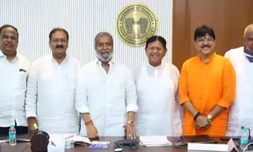 Minister reviews healthcare services in Nizamabad