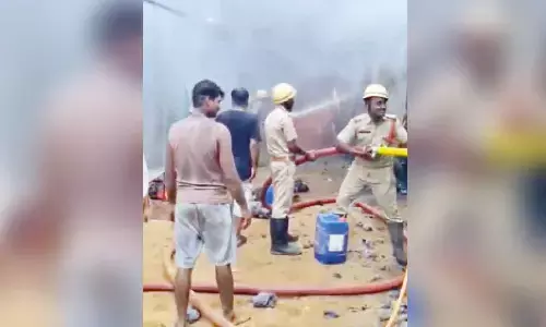 Fire breaks out at cotton factory
