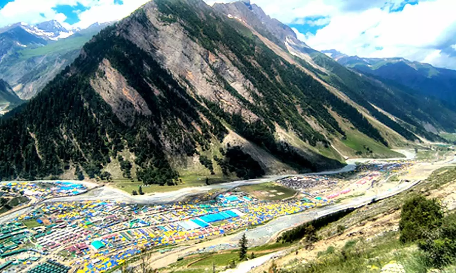 Amarnath Yatra suspended as precautionary security measure on Article 370 abrogation anniversary Amarnath Yatra suspended as precautionary security measure on Article 370 abrogation anniversary