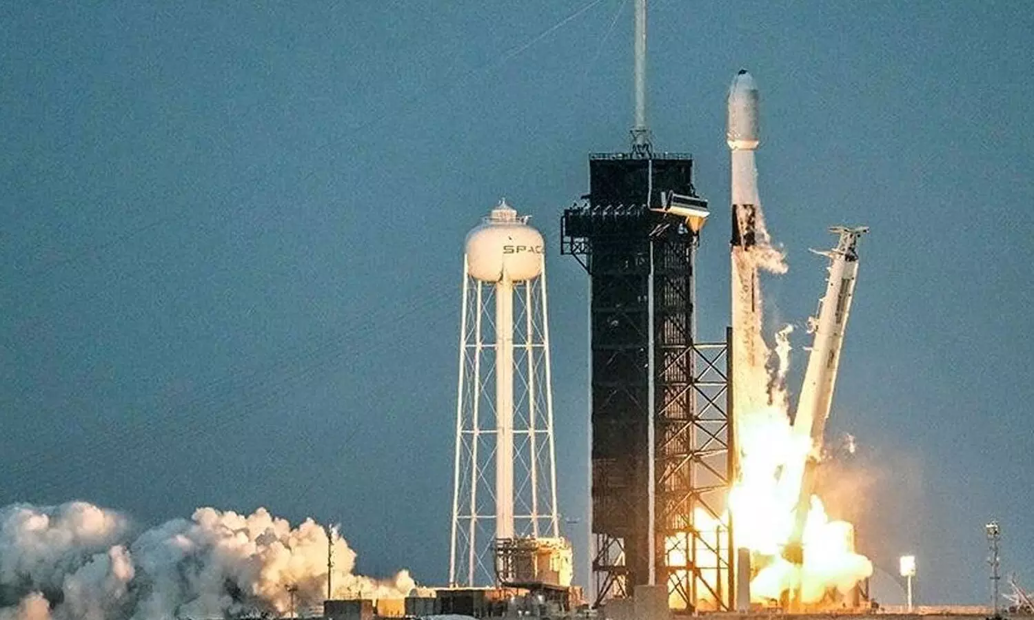 SpaceX rocket 'crashes' into Moon