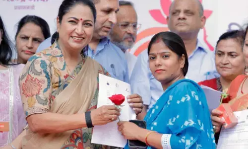 overwhelming response from women to the Delhi government’s Delhi Lakshmi Yojana (DLY)