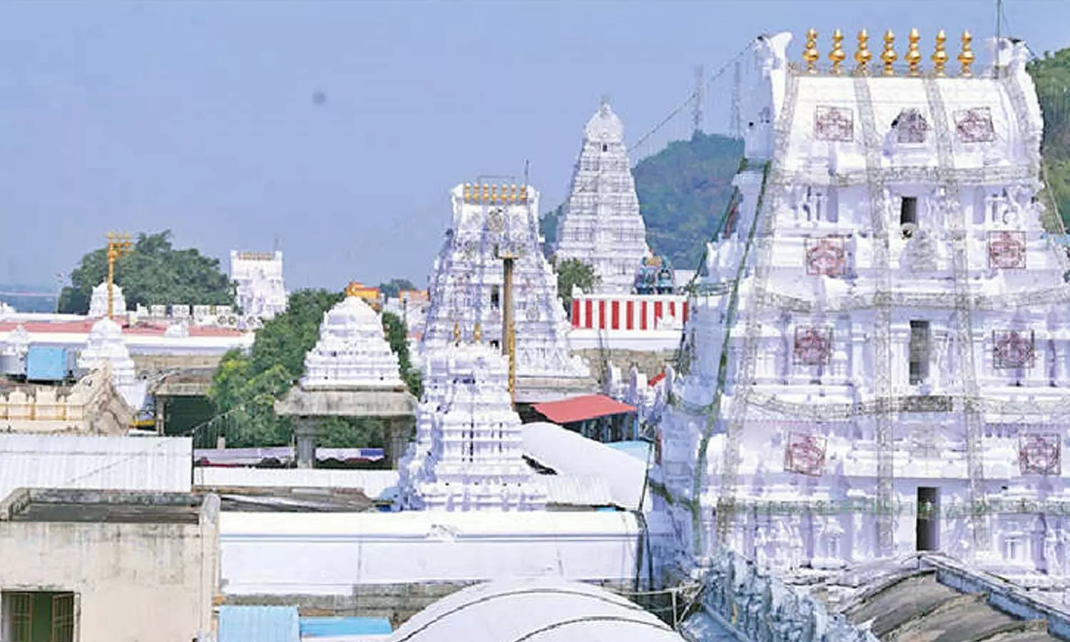 श्रीकालहस्ती और कनिपकम मंदिरों की रैंकिंग में भारी गिरावट: श्रद्धालुओं की संतुष्टि के मामले में फिसले आंध्र प्रदेश के प्रसिद्ध तीर्थ