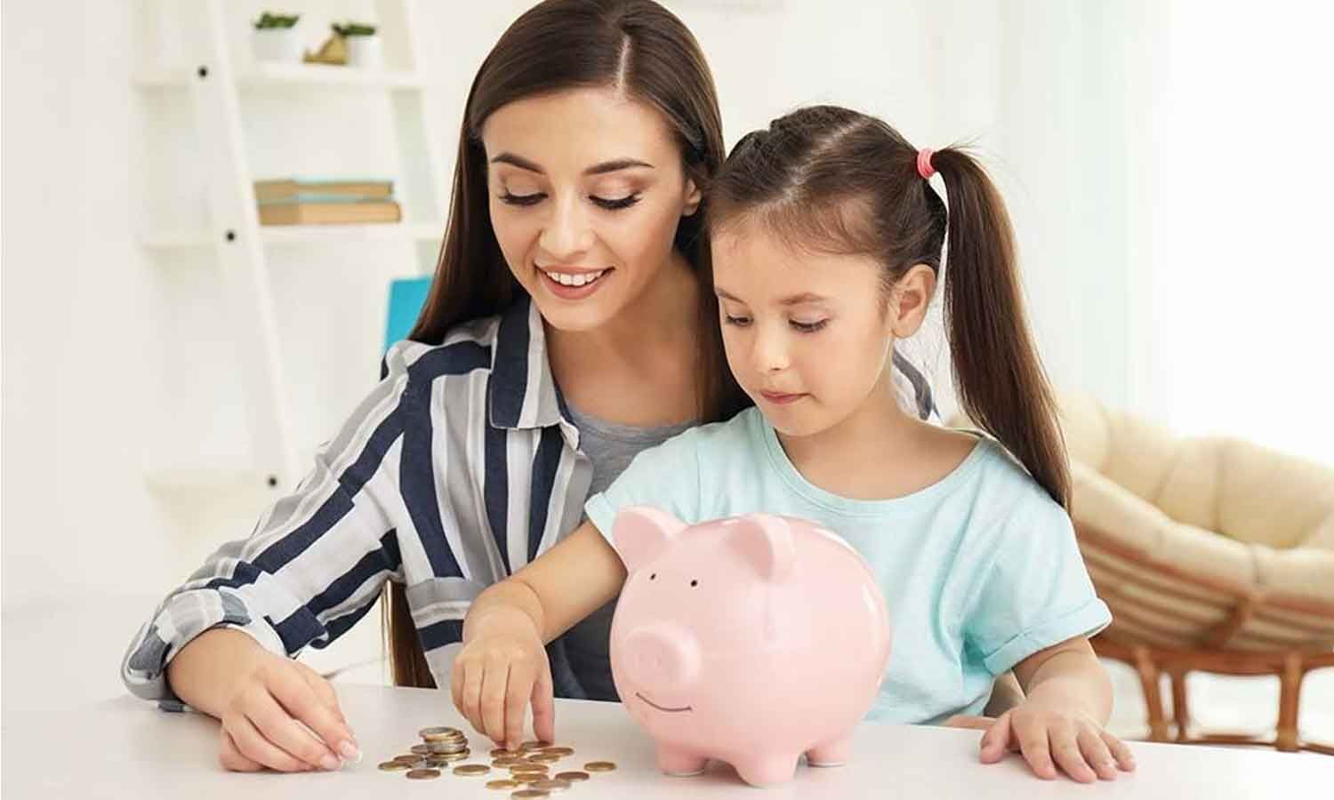 Financial awareness for students: Building responsible money habits early
