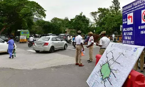 Hyderabad traffic police talks to KBR parks walkers, briefs on one way traffic