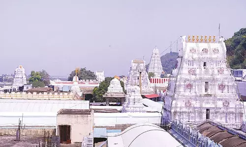 A view of Srikalahasti temple