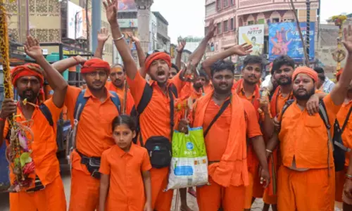 Third Monday of Sawan: Lakhs of devotees throng Shiva temples across India