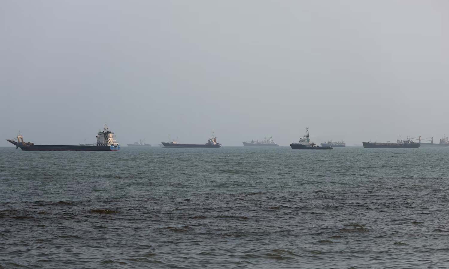 Ship attacked during Strait of Hormuz transit and other news from Middle East