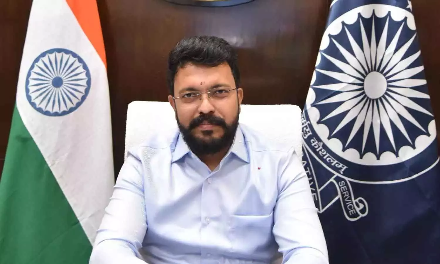 Speed up land pooling, Collector CM Saikant Varma tells officials