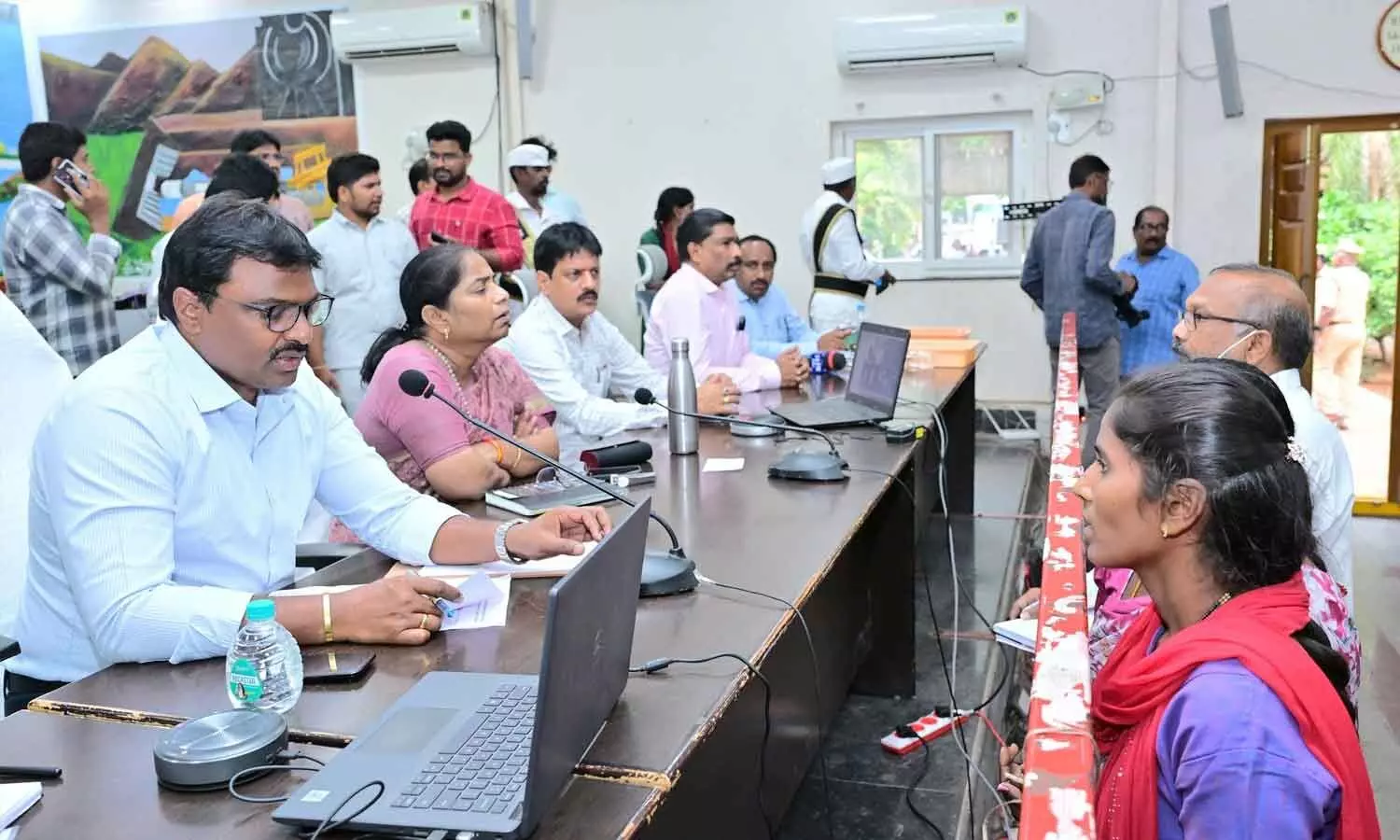 CCLA receives petitions at PGRS