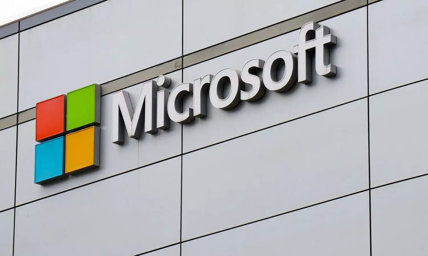 microsoft-salaries-of-600-ai-and-cloud-employees-leaked-full-details