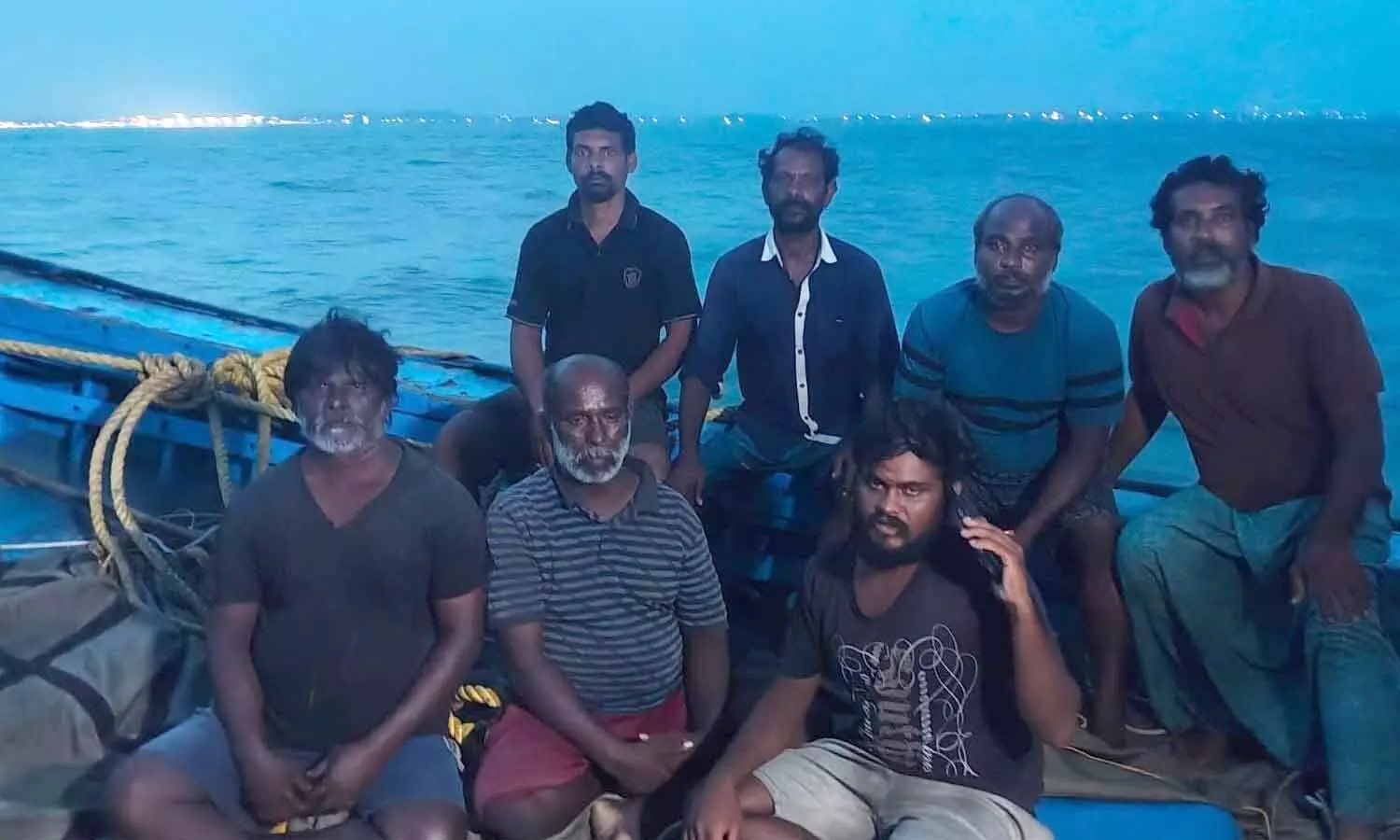२३ दिनों के बाद लापता मछुआरों को बचाया गया