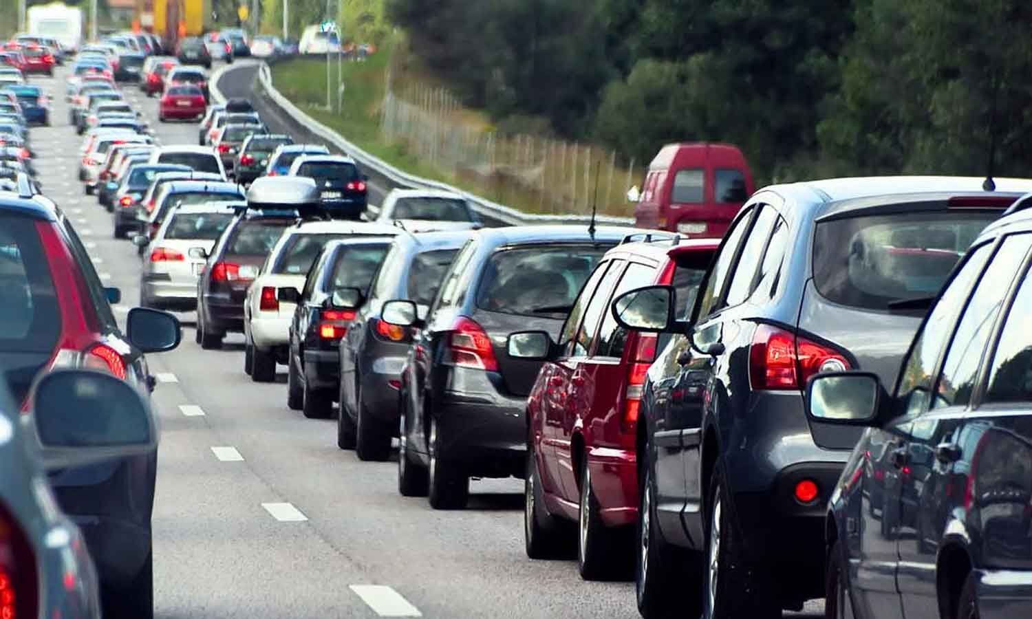 Gas pipeline leak triggers traffic diversion on Samruddhi Expressway in Maharashtra