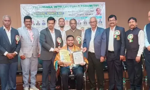 Dr. Siddhartha Anandesi