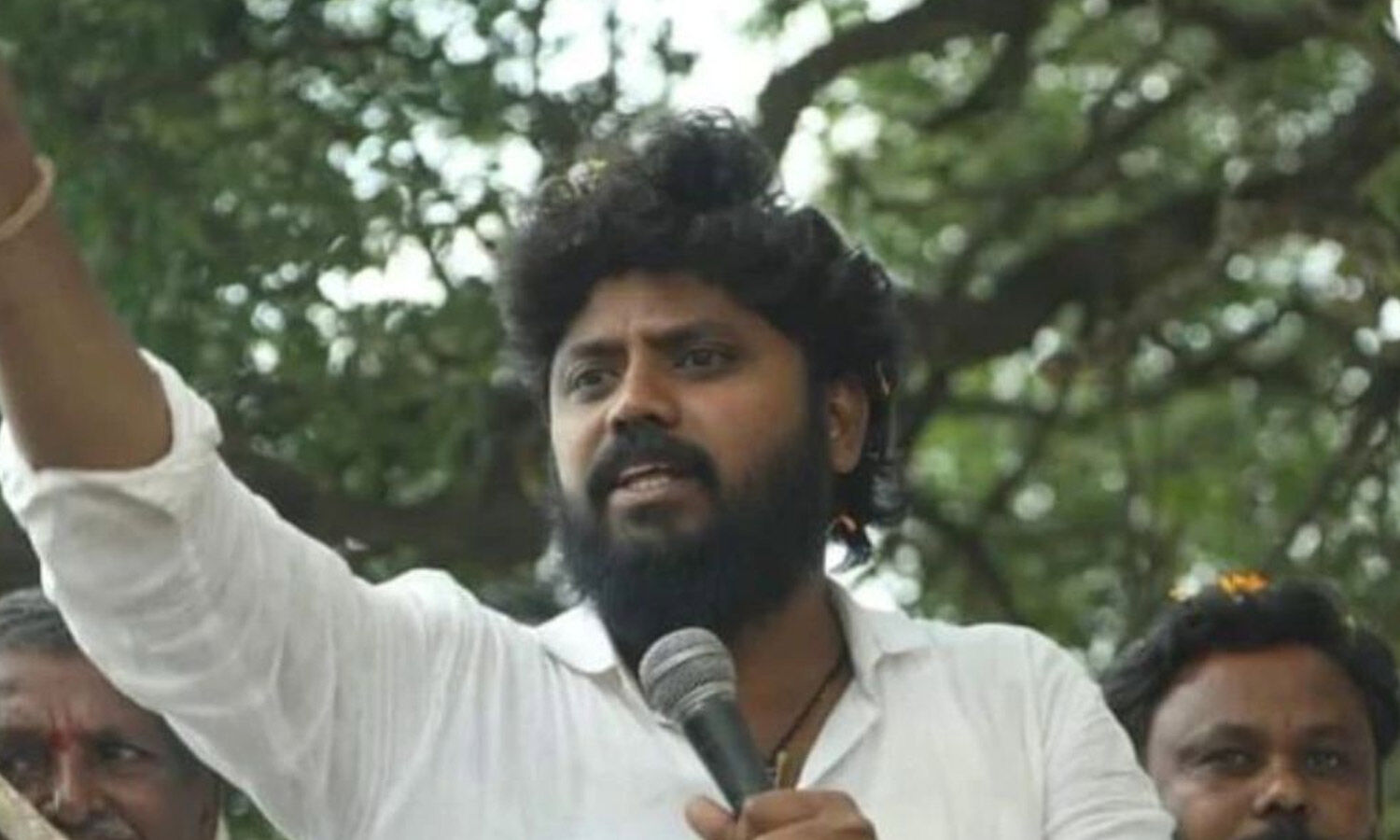 Congress MLA attacks BJP leaders over alleged Karnataka scams