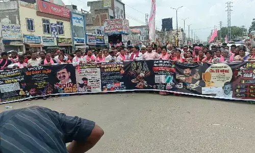 Miryalaguda turns battle ground ahead of KTR’s protest meeting Miryalaguda turns battle ground ahead of KTR’s protest meeting