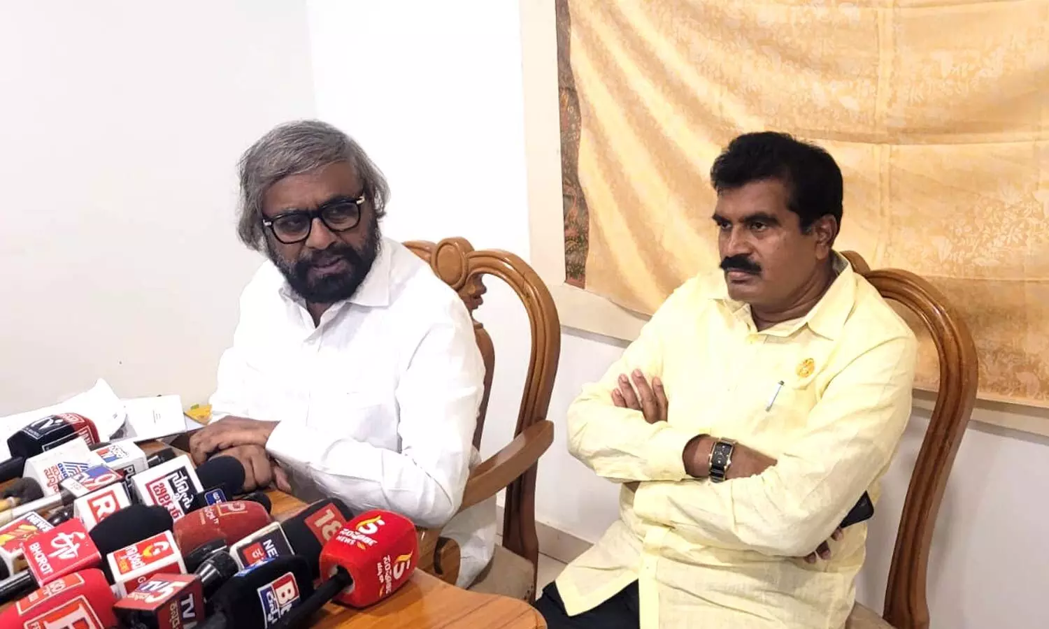 Action After KRIDL Report, Says Eshwar Khandre Action After KRIDL Report, Says Eshwar Khandre