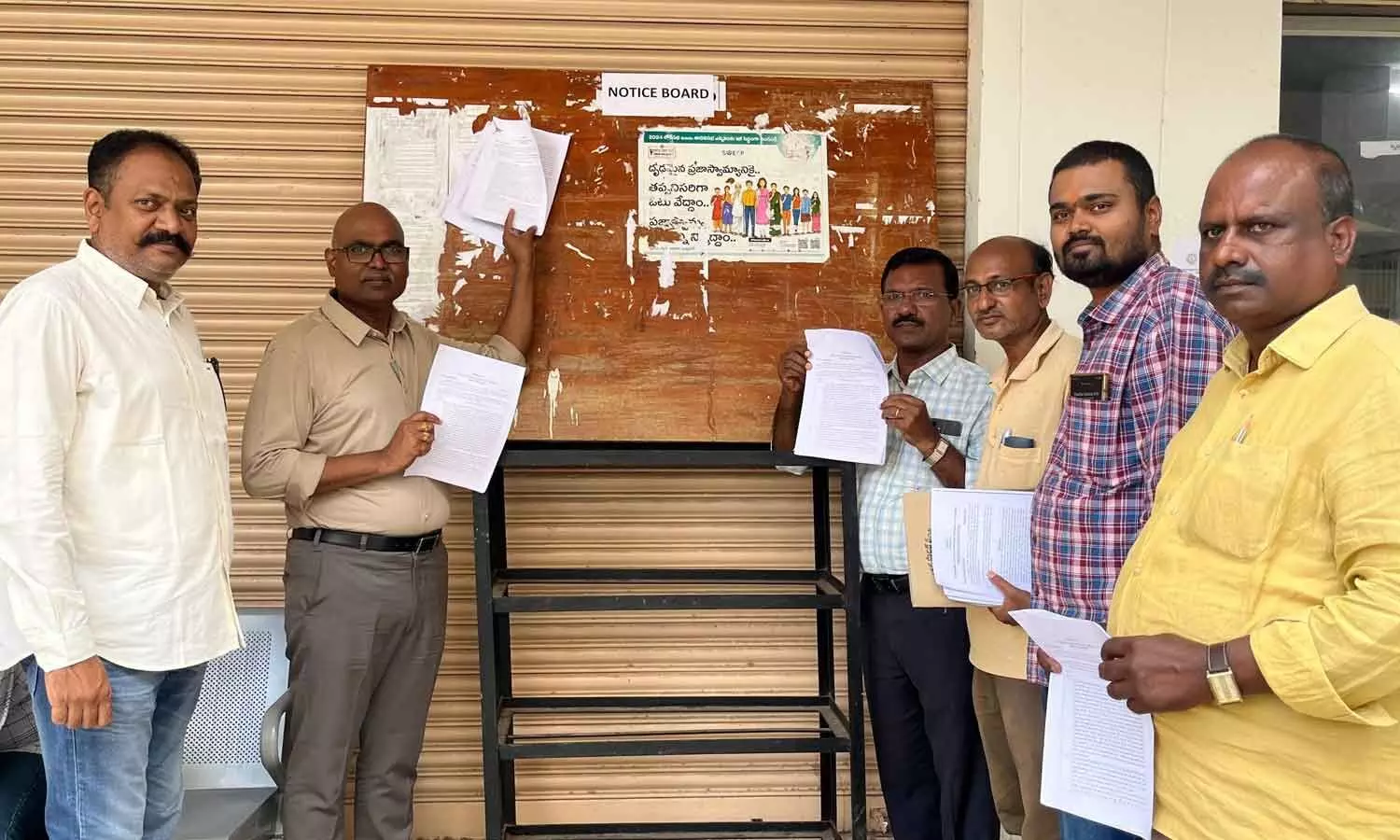 Civic department Commissioner Challa Obulesu displaying the draft proposal for delimitation of wards in Kurnool on Saturday Civic department Commissioner Challa Obulesu displaying the draft proposal for delimitation of wards in Kurnool on Saturday