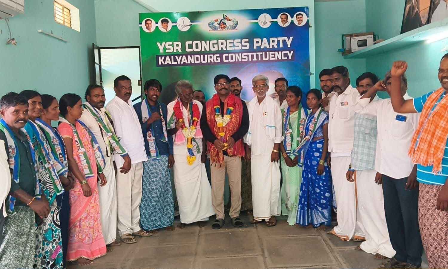 Eight Families Join YSRCP in Setback for Kalyandurg TDP