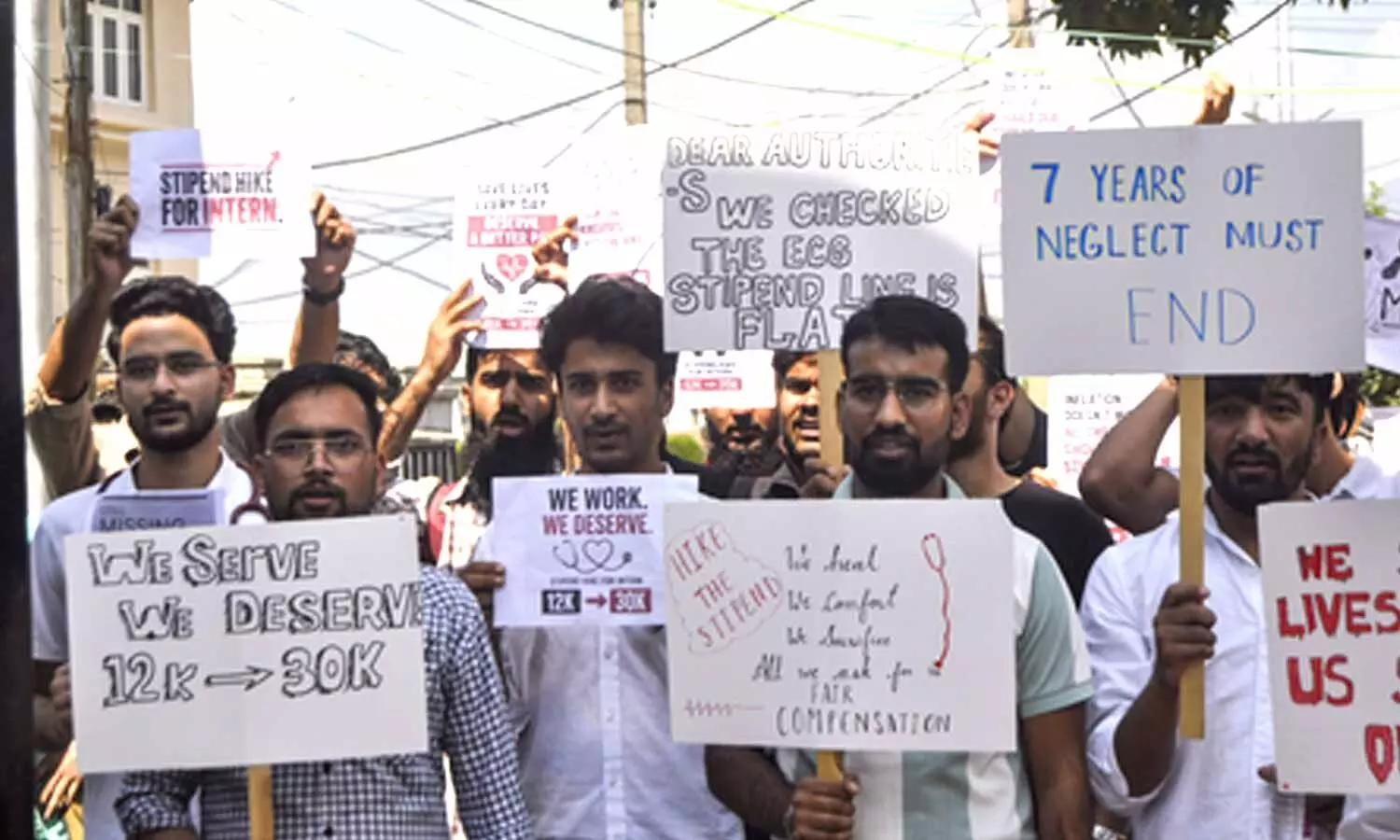 J&K medical college interns begin hunger strike over stipend increase demand J&K medical college interns begin hunger strike over stipend increase demand