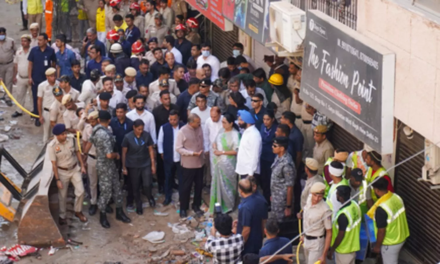 A day after a building collapse claimed seven lives A day after a building collapse claimed seven lives