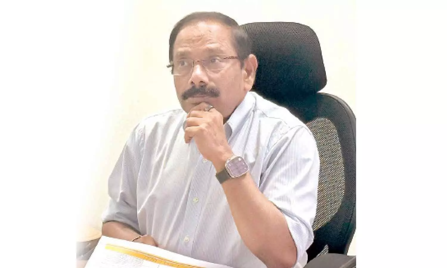 Energy special chief secretary K Vijayanand reviews the progress of PM-KUSUM feeder-level solarisation projects with discom and NREDCAP officials through a video conference in Vijayawada on Mondaya Energy special chief secretary K Vijayanand reviews the progress of PM-KUSUM feeder-level solarisation projects with discom and NREDCAP officials through a video conference in Vijayawada on Mondaya
