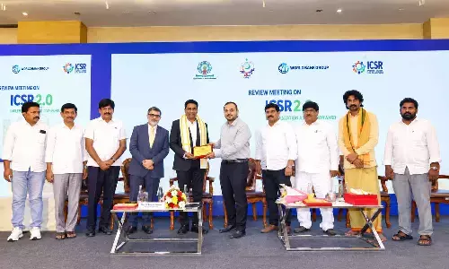AP Reverse Buyer-Seller Meet-2026 organisers felicitating Collector Dr G Lakshmisha in Vijayawada on Monday