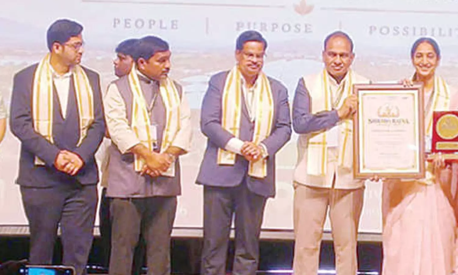‘Shiksha Ratna’ award to KLR Group Chairperson ‘Shiksha Ratna’ award to KLR Group Chairperson