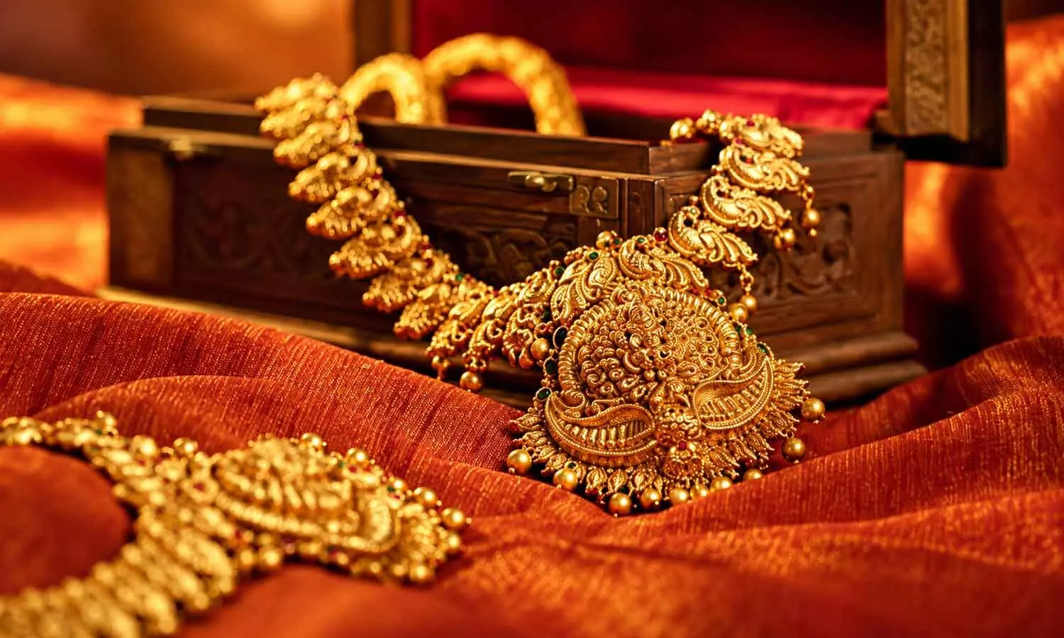 Gold rates today in Delhi, Mumbai, and Kolkata Gold rates today in Delhi, Mumbai, and Kolkata