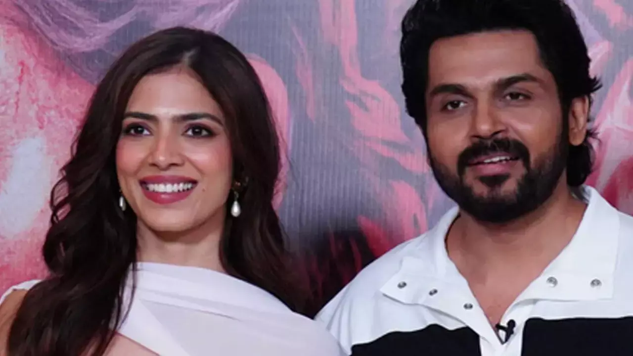 Malavika Mohanan: I would love to play a gangster! Malavika Mohanan: I would love to play a gangster!