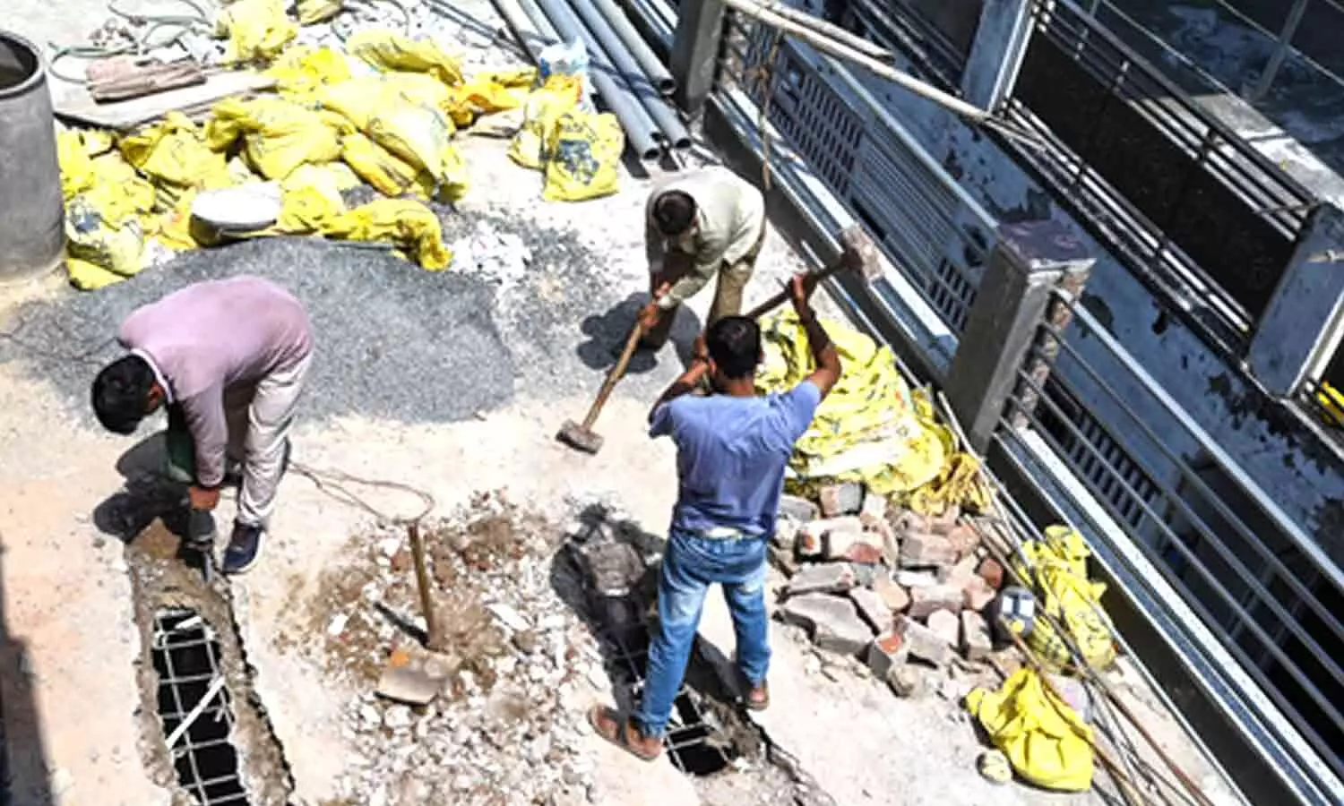 MCD launches demolition drive against unauthorised, unsafe buildings across Delhi MCD launches demolition drive against unauthorised, unsafe buildings across Delhi