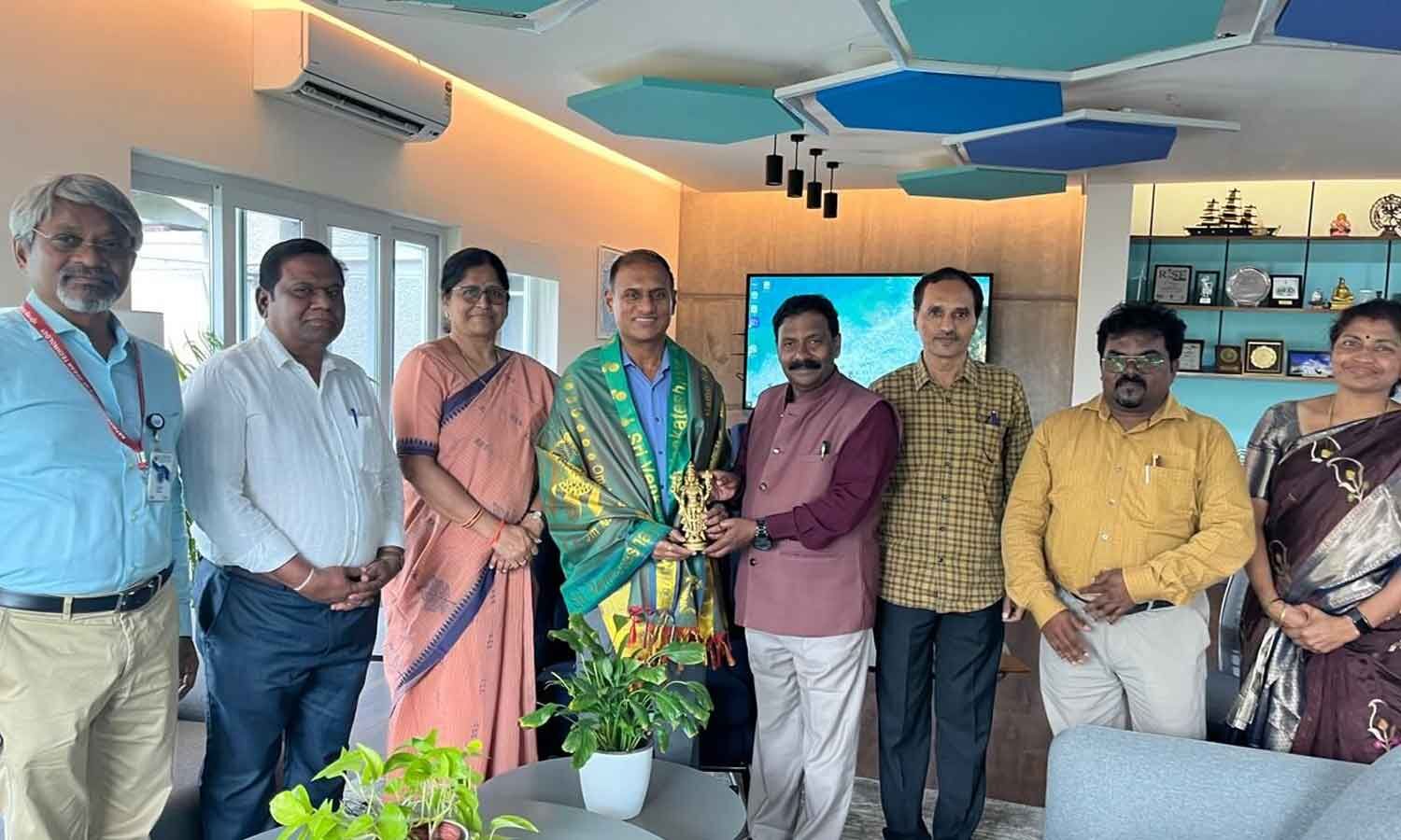 VSU delegation explores ocean science partnerships with ISA and NIOT