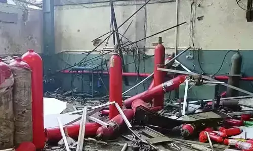 Oxygen cylinder blast in Okhla leaves one dead, 4 injured