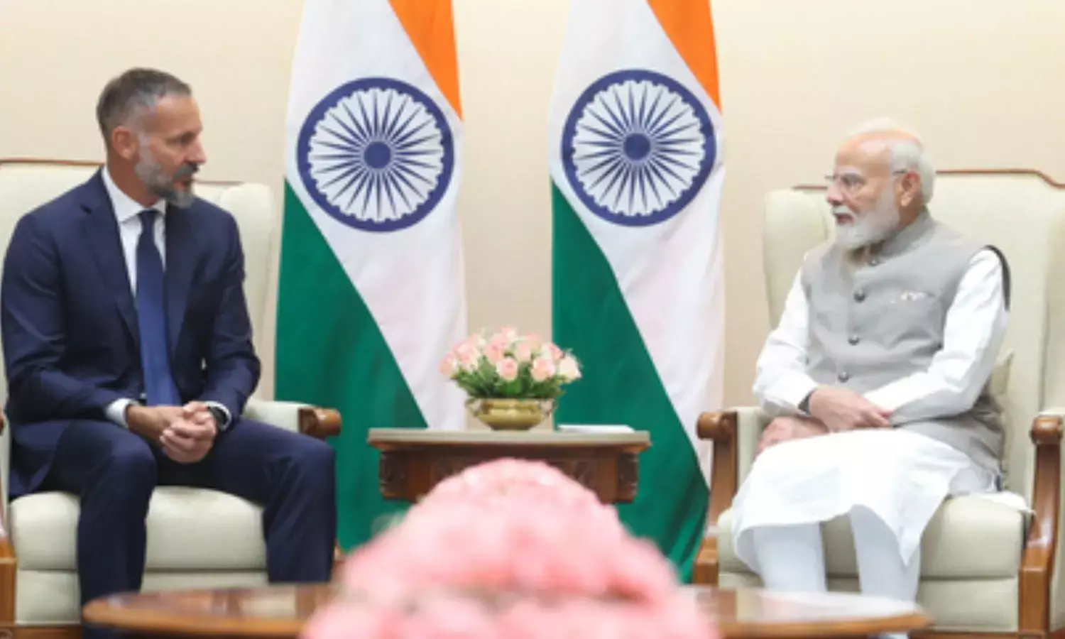 Prime Minister Narendra Modi met Prince Rahim Aga Khan V