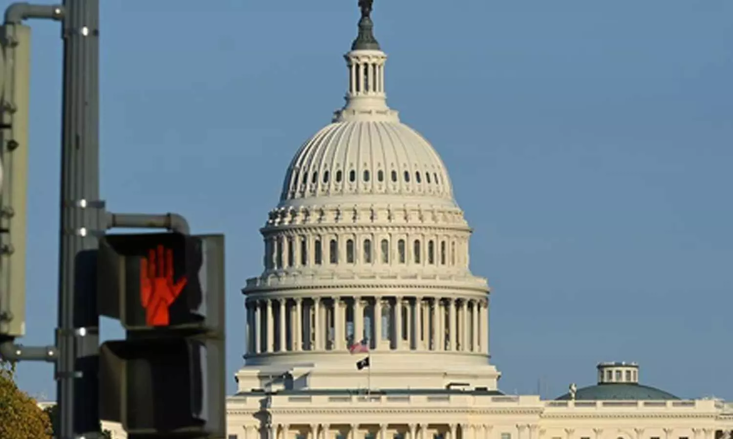Pointless trade war: Trump’s Canada tariffs draw Senate fire Pointless trade war: Trump’s Canada tariffs draw Senate fire