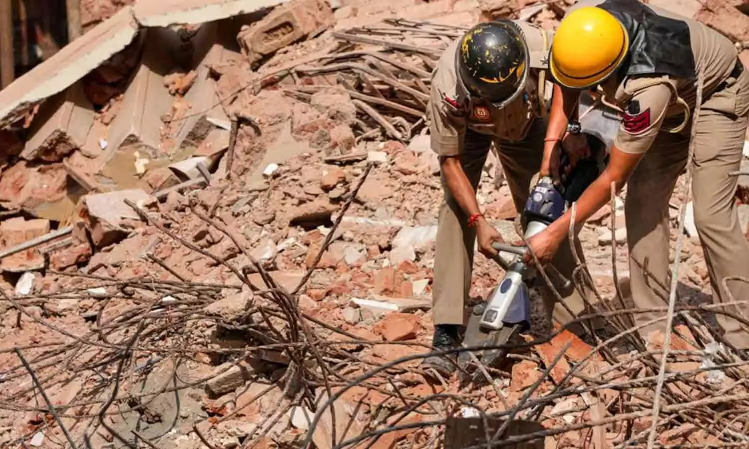 Satya Niketan Building Collapse: Student Recalls Being Trapped Under Rubble For Over An Hour Satya Niketan Building Collapse: Student Recalls Being Trapped Under Rubble For Over An Hour