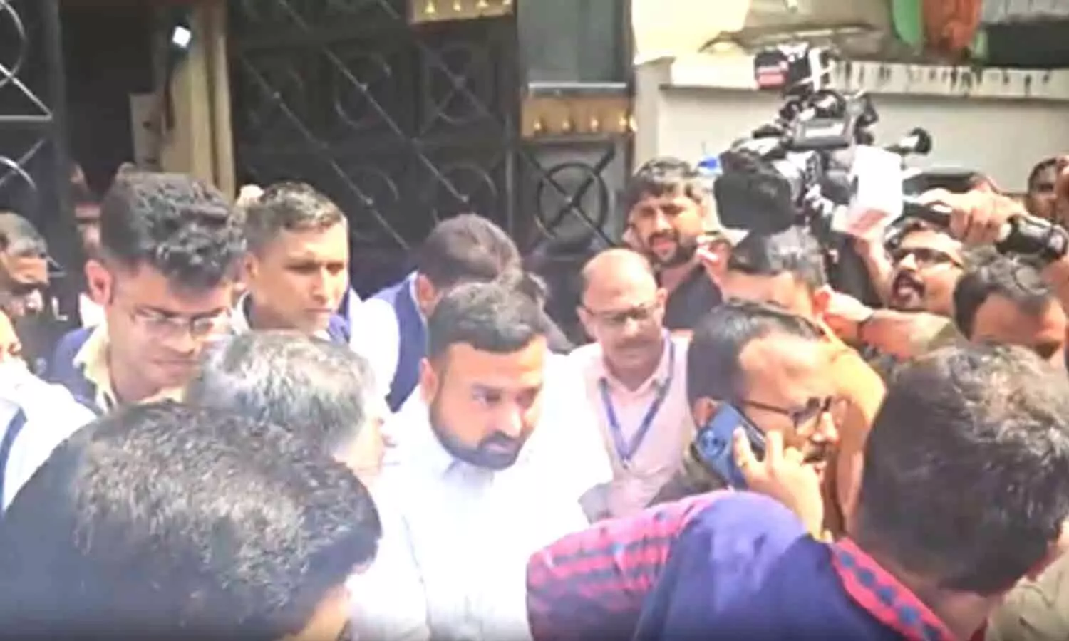Abhishek Banerjee aide Sumit Roy arrested in land scam case after SC revokes protection Abhishek Banerjee aide Sumit Roy arrested in land scam case after SC revokes protection