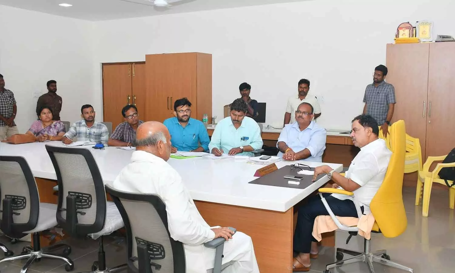 MLA Amilineni Surendra Babu has advised farmers to cultivate alternative crops amid El Niño. On Thursday, MLA Amilineni Surendra Babu has advised farmers to cultivate alternative crops amid El Niño. On Thursday,