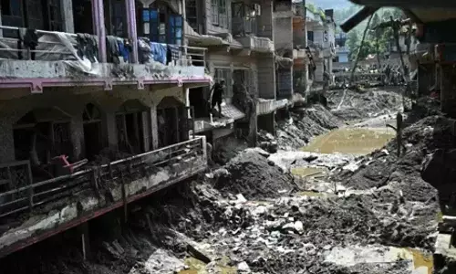 5,326 missing; Nepal toll climbs to 1,365