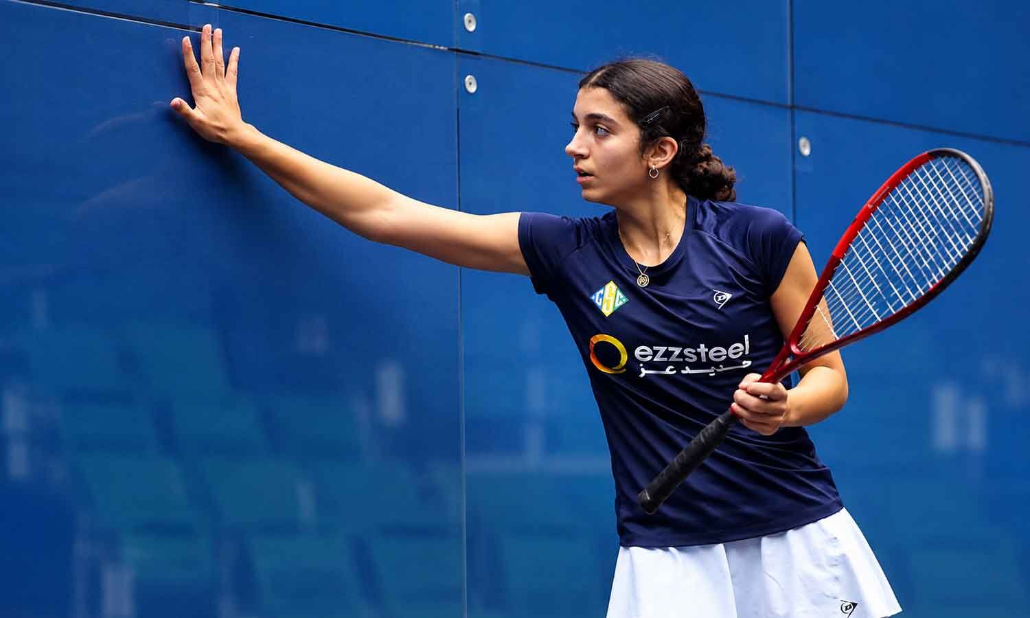 Anahat Singh Advances at Qatar Classic Squash Tournament