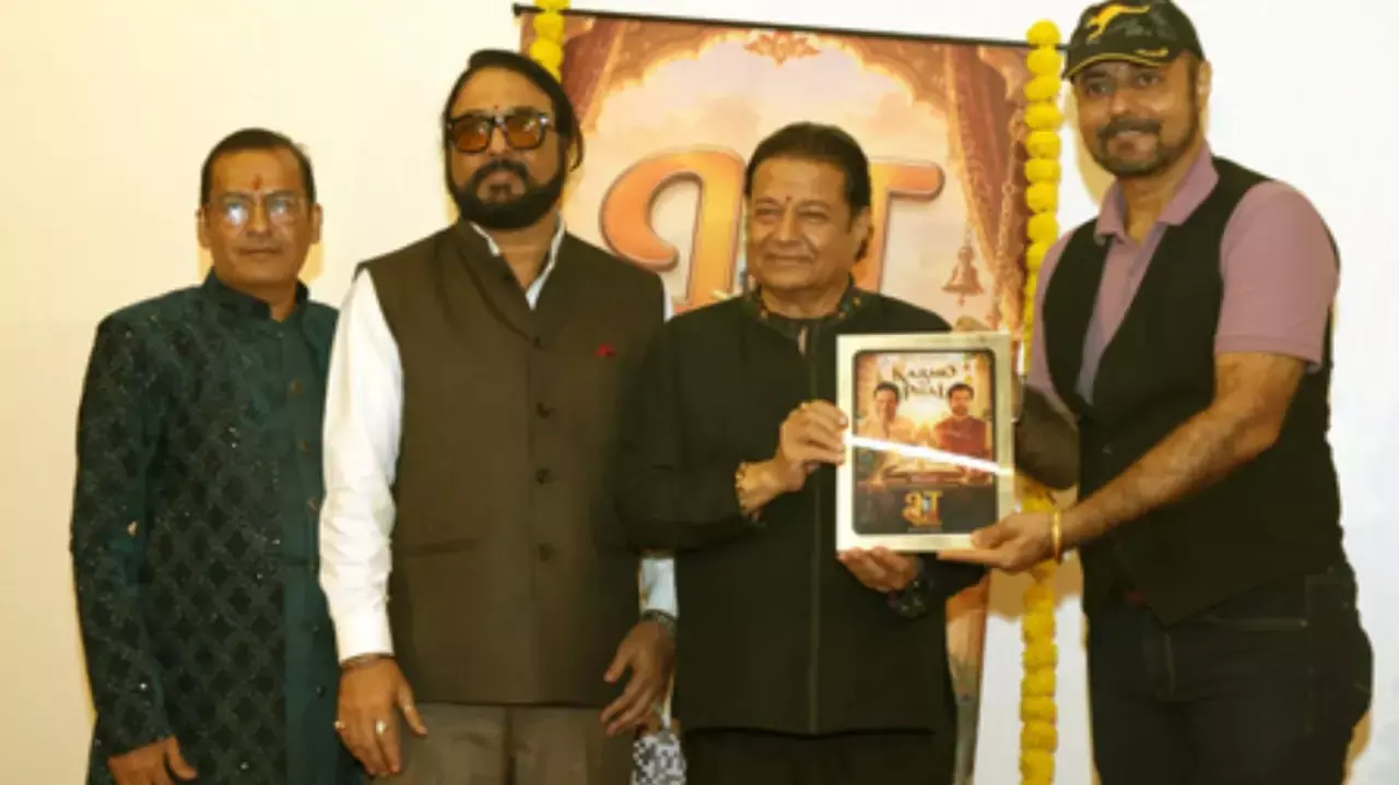 Legendary bhajan singer and Padma Shri awardee Anup Jalota launched the ‘Bhaktidwar Television App’ Legendary bhajan singer and Padma Shri awardee Anup Jalota launched the ‘Bhaktidwar Television App’
