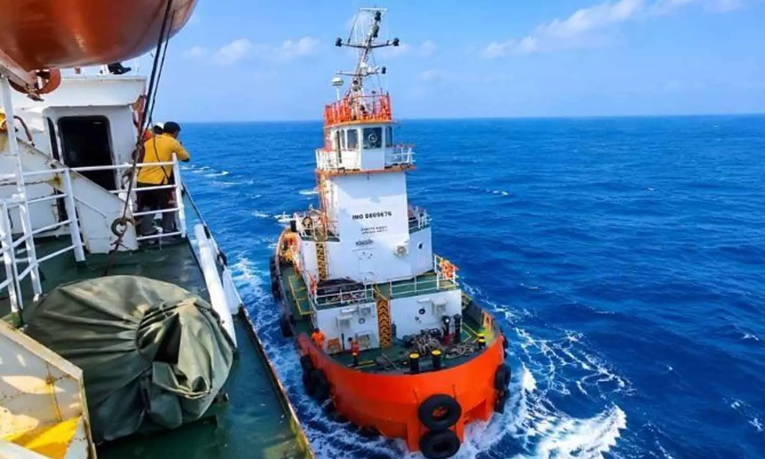 130 people missing after Indonesian ship overturns 130 people missing after Indonesian ship overturns