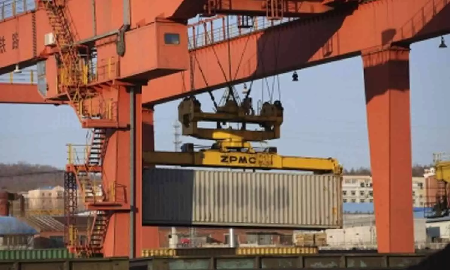 Chinese workers continue to protest in Russia over unpaid wages: Report Chinese workers continue to protest in Russia over unpaid wages: Report