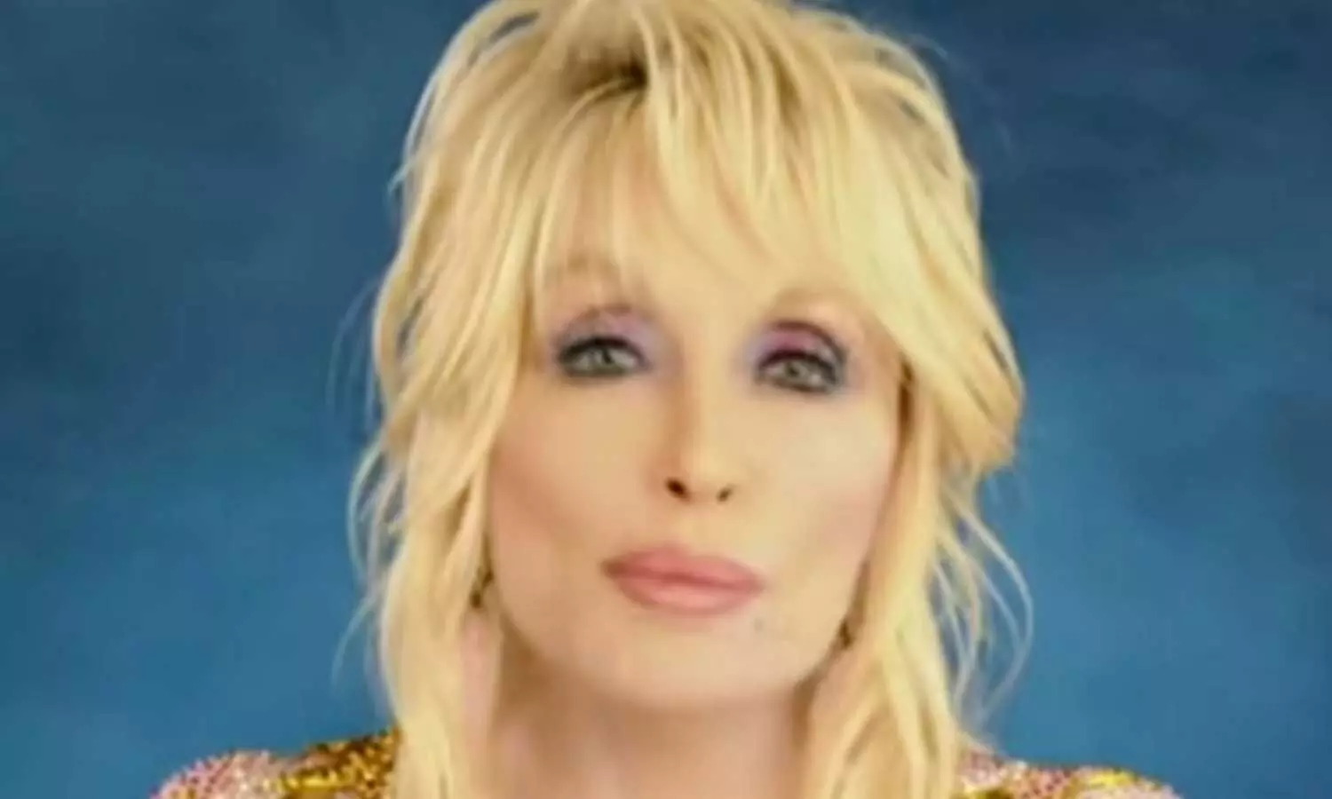 Dolly Parton gets tribute by ‘friend’ Sally Field and performance by Reba McEntire at Emmys Dolly Parton gets tribute by ‘friend’ Sally Field and performance by Reba McEntire at Emmys