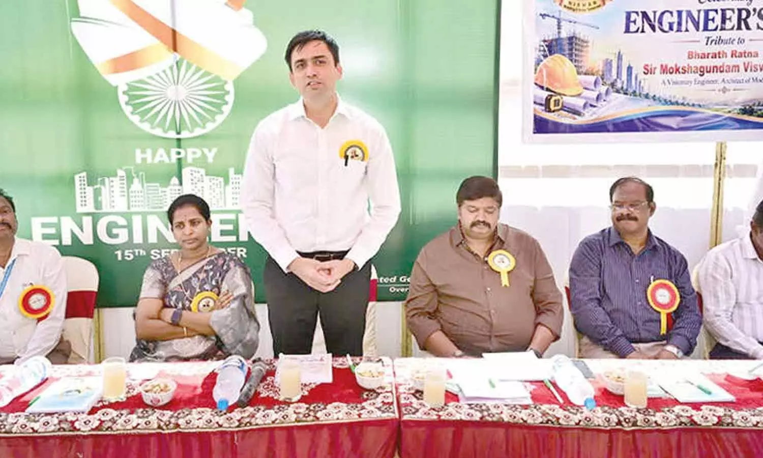 Engineers must embrace new technology, innovation: Collector Engineers must embrace new technology, innovation: Collector